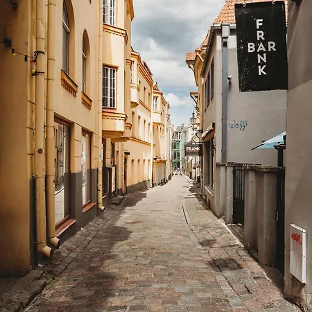 Private F In The Old Town Homestay szállás